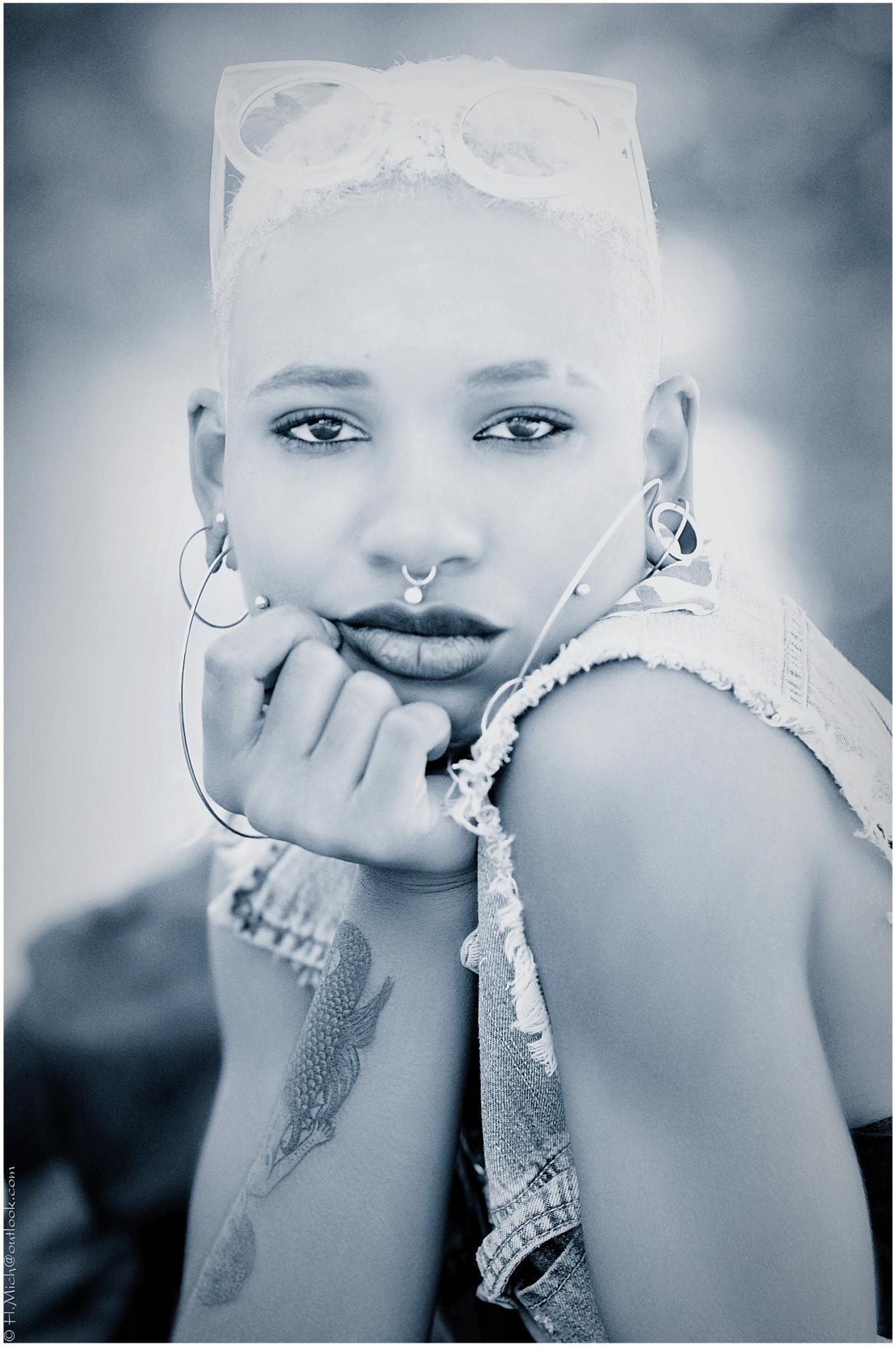 Photo Studio-One Repo (c)h.Mich@outlook.com
